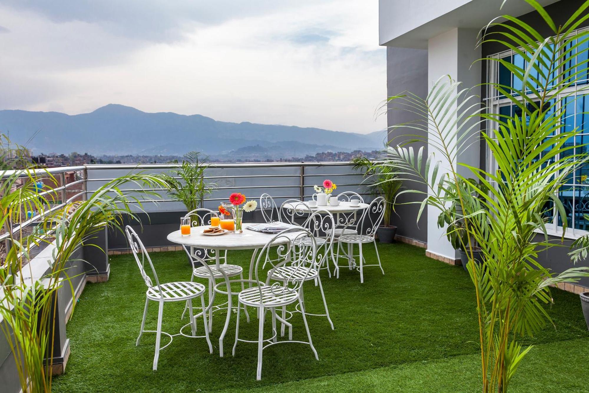 Oyo 123 Hotel Prince Plaza 加德满都 外观 照片